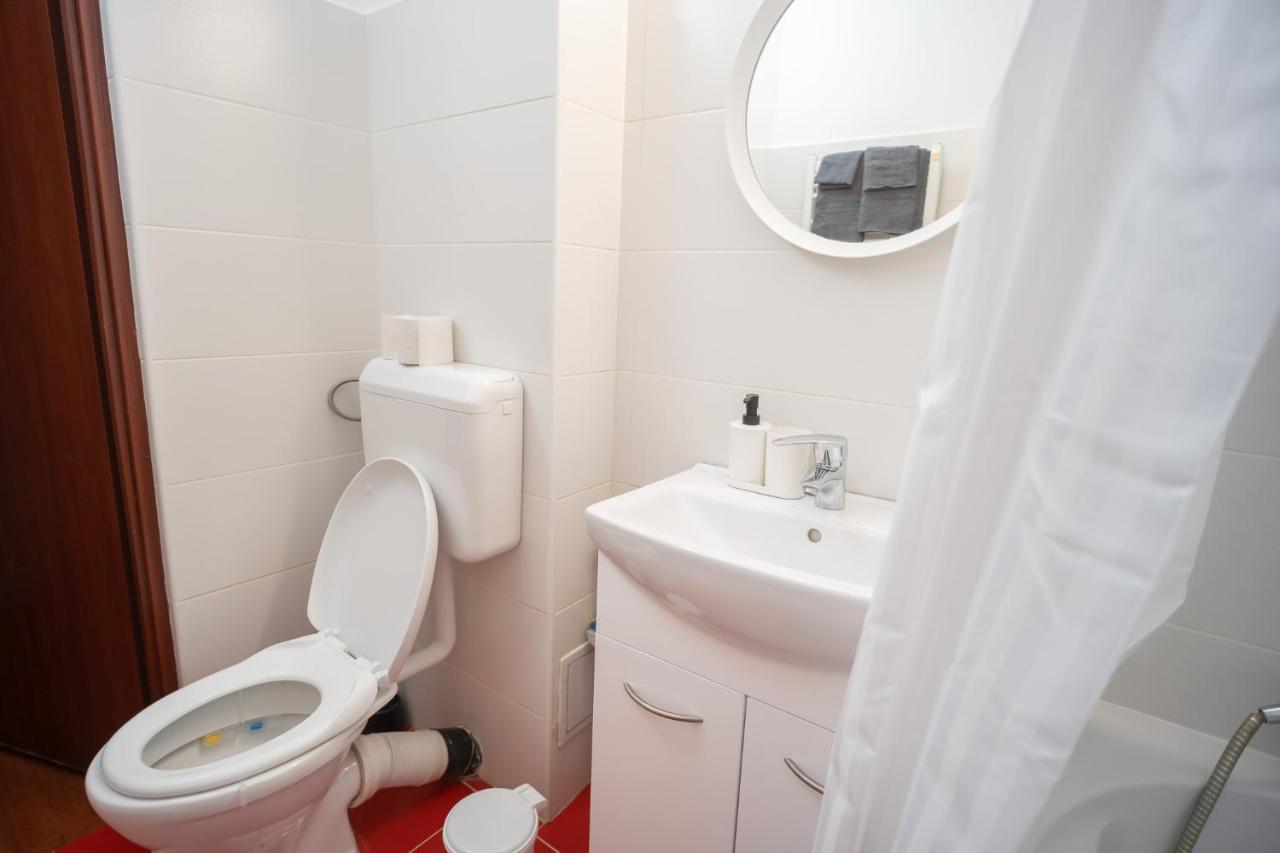 Spacious 2Br Dristor Apartment Bükreş Dış mekan fotoğraf