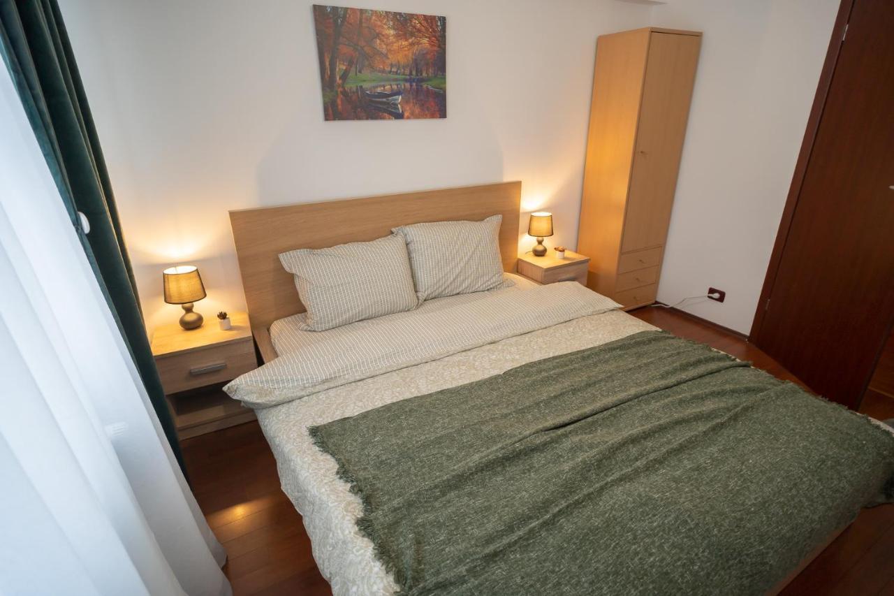 Spacious 2Br Dristor Apartment Bükreş Dış mekan fotoğraf
