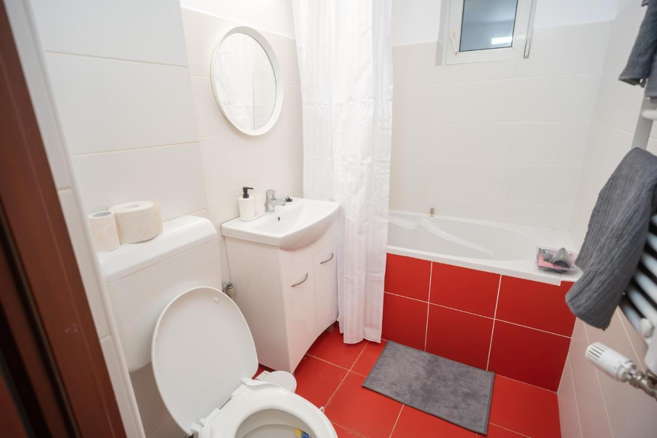 Spacious 2Br Dristor Apartment Bükreş Dış mekan fotoğraf